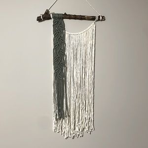 Macrame Wall Hanging - natural with leaves